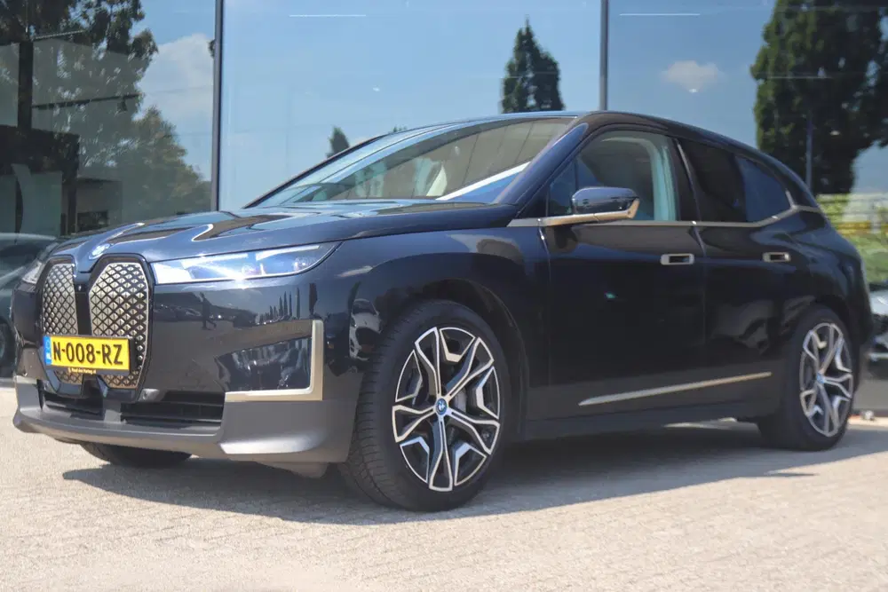 BMW iX XDRIVE HIGH EXECUTIVE 77KWH SOH 99.4% uit 2021
