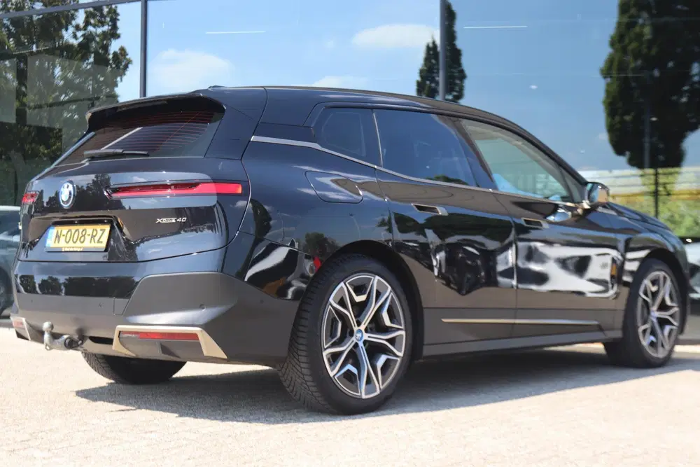 BMW iX XDRIVE HIGH EXECUTIVE 77KWH SOH 99.4% uit 2021, foto 2
