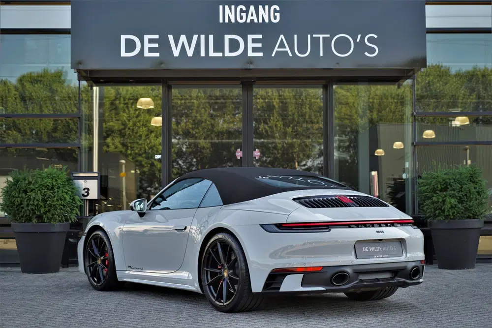 Porsche 911 3.0 Carrera 4S SportDesign Krijt Achteras uit 2021, foto 8