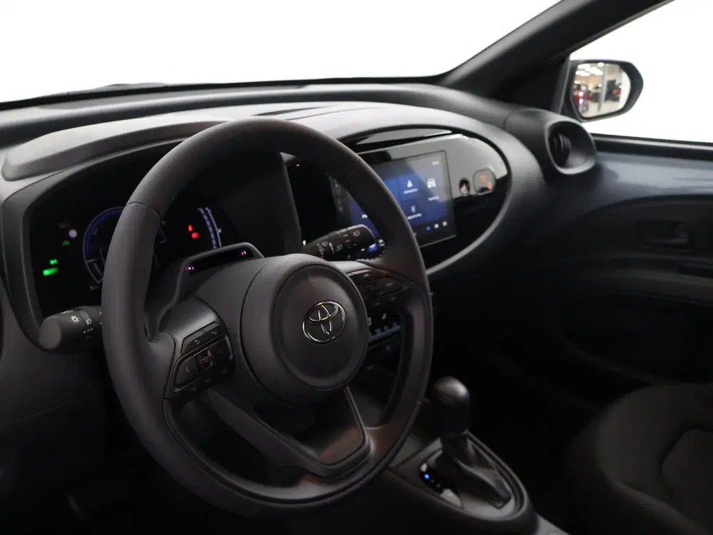 Toyota Aygo X Hybrid 115 play (bj 2026 uit 2026, foto 6