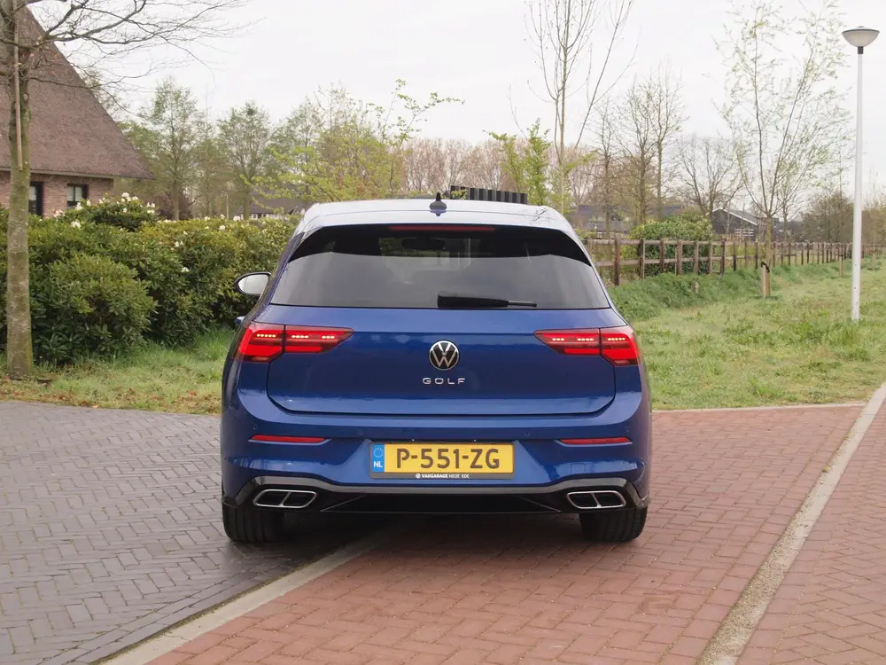 Volkswagen Golf 1.5 eTSI R-Line | Camera | Sfeerverlichting uit 2021, foto 10