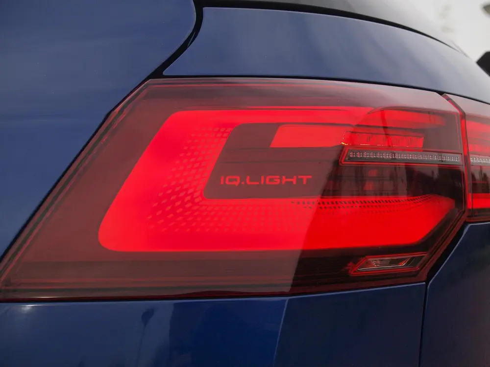 Volkswagen Golf 1.5 eTSI R-Line | Camera | Sfeerverlichting uit 2021, foto 13