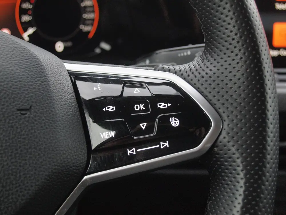 Volkswagen Golf 1.5 eTSI R-Line | Camera | Sfeerverlichting uit 2021, foto 18