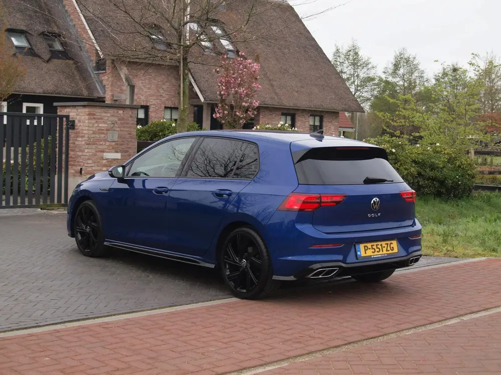 Volkswagen Golf 1.5 eTSI R-Line | Camera | Sfeerverlichting uit 2021, foto 9