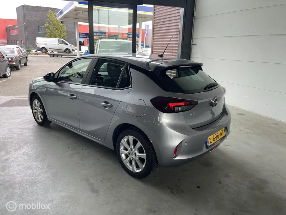 Opel Corsa 1.2 Edition uit 2021, foto 3