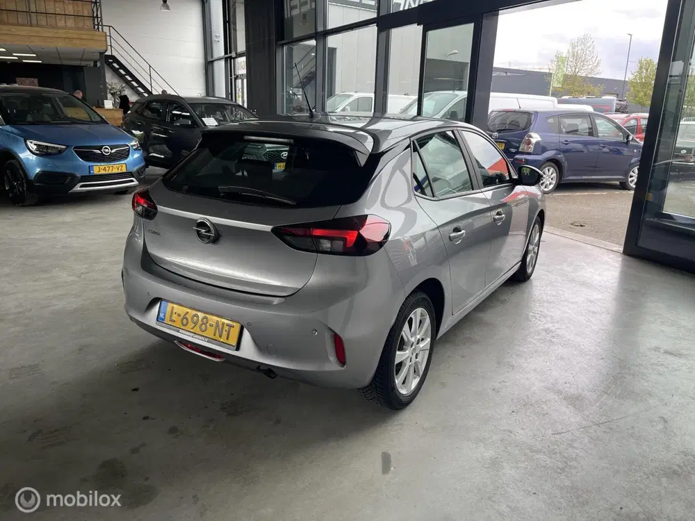 Opel Corsa 1.2 Edition uit 2021, foto 4