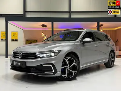 Volkswagen Passat Variant GTE 218pk DSG | Pano | Trekhaak | uit 2020