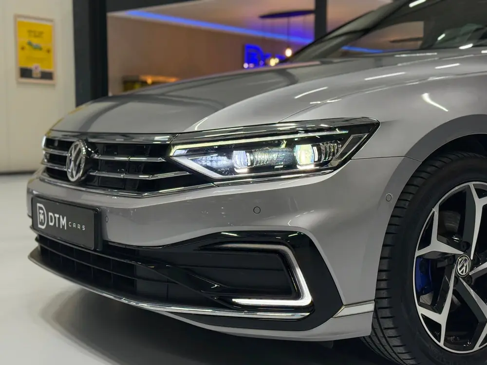 Volkswagen Passat Variant GTE 218pk DSG | Pano | Trekhaak | uit 2020, foto 14