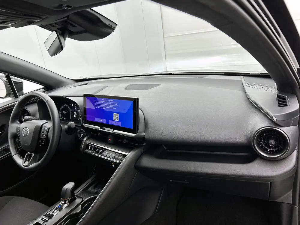 Toyota C-Hr 1.8 Hybrid 140 Dynamic + Winter Pakket uit 2024, foto 6