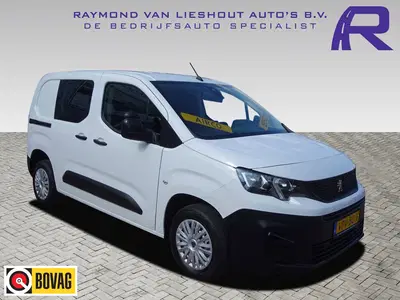 Peugeot Partner 1.2 PureTech Pro BENZINE AIRCO NAVI CRUISE uit 2022