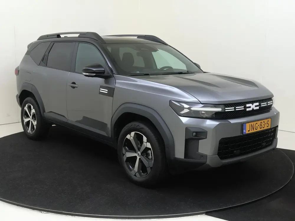 Dacia Bigster 1.2 Mild Hybrid 140 PK Journey Vaste Trekh uit 2025, foto 3