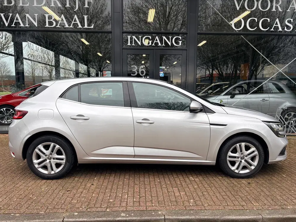 Renault Megane Mégane 1.3 TCe Limited Navi uit 2019, foto 6