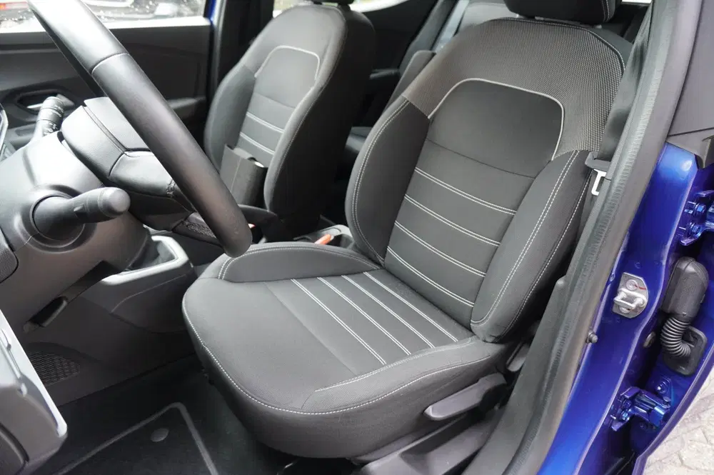 Dacia Sandero 1.0 TCe 90PK Essential Navigatie uit 2023, foto 7