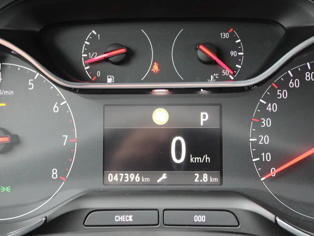 Opel Crossland 1.2 Turbo Innovation Automaat uit 2019, foto 15