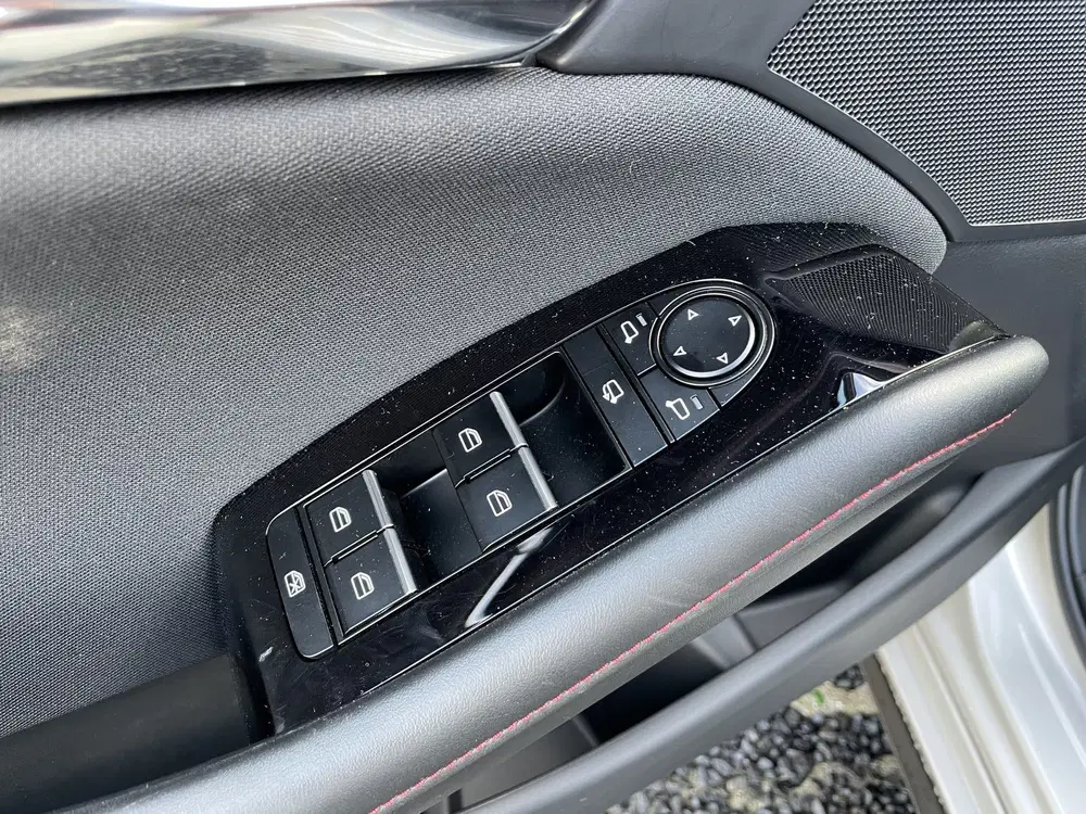 Mazda 3 2.5 e-SkyActiv-G M Hybrid 140 Homura (bj 2 uit 2025, foto 11