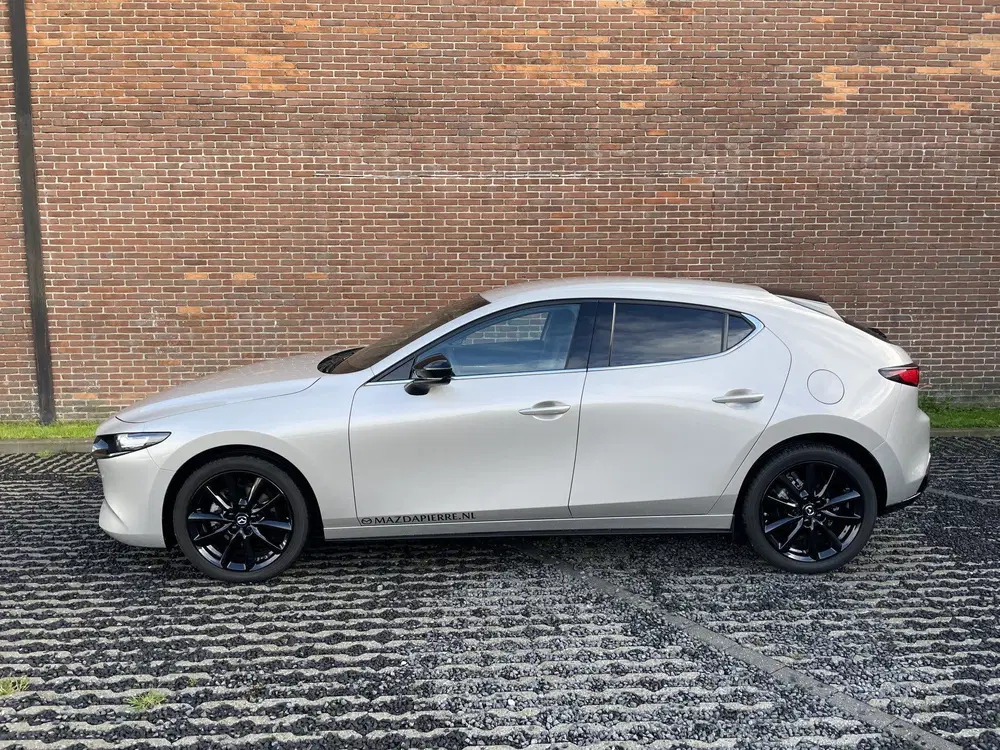 Mazda 3 2.5 e-SkyActiv-G M Hybrid 140 Homura (bj 2 uit 2025, foto 3