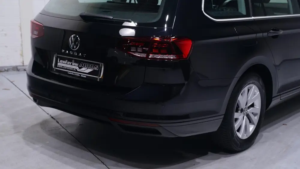 Volkswagen Passat Variant 1.5 TSI Business Wegklapbare trekh uit 2022, foto 13