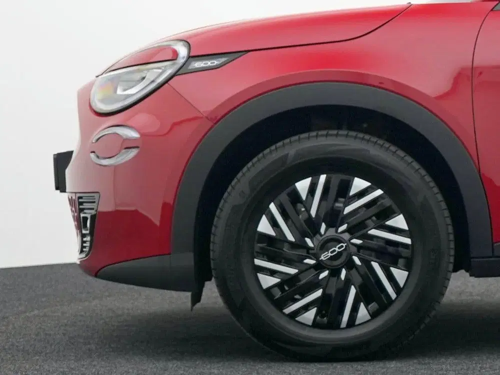Fiat 600e RED 54 kWh uit 2024, foto 7