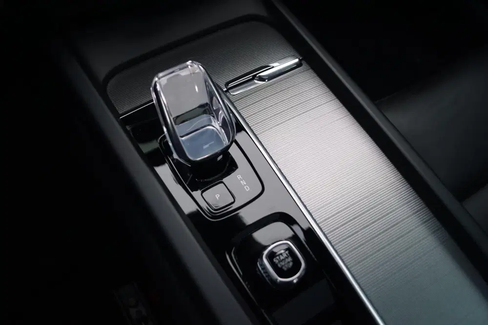 Volvo S60 2.0 B4 Plus Dark Autom Panodak Luxe Leder uit 2024, foto 16