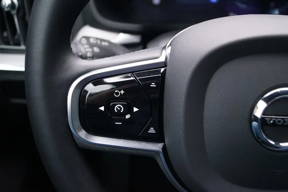 Volvo S60 2.0 B4 Plus Dark Autom Panodak Luxe Leder uit 2024, foto 18