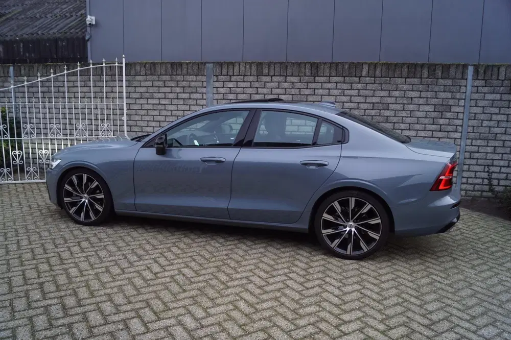 Volvo S60 2.0 B4 Plus Dark Autom Panodak Luxe Leder uit 2024, foto 20