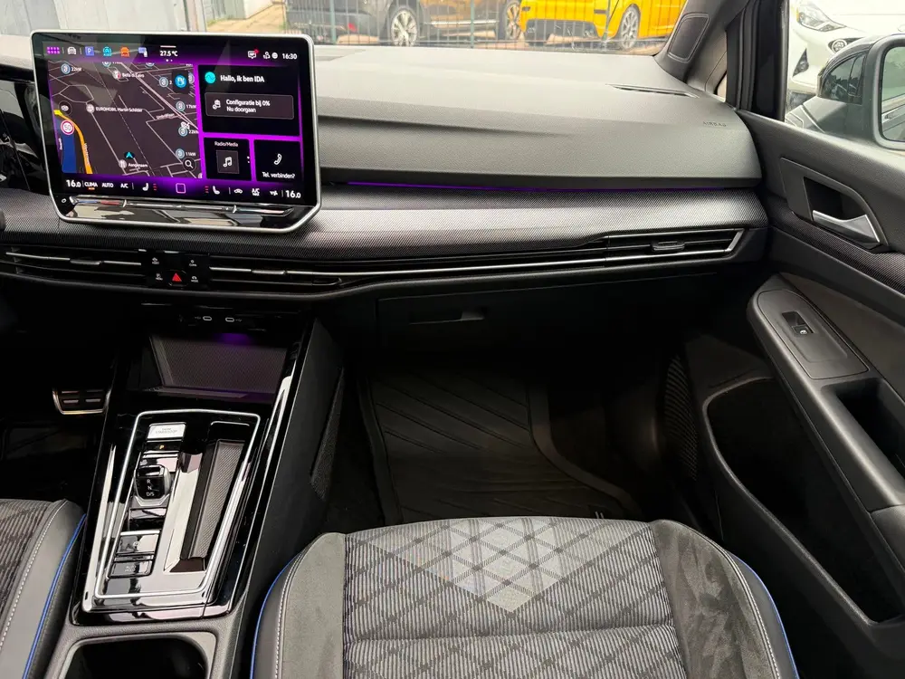 Volkswagen Golf 1.5 eTSI R-Line Edition| PANO| HUD| uit 2025, foto 9