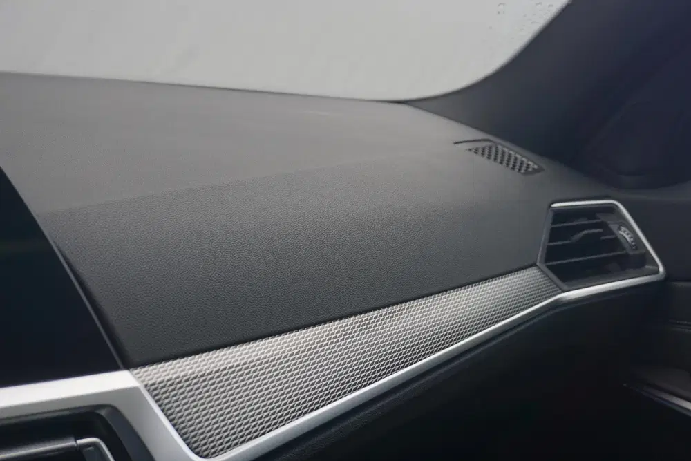 BMW 3-serie Sedan 330e M Sportpakket Head-Up Display uit 2022, foto 13