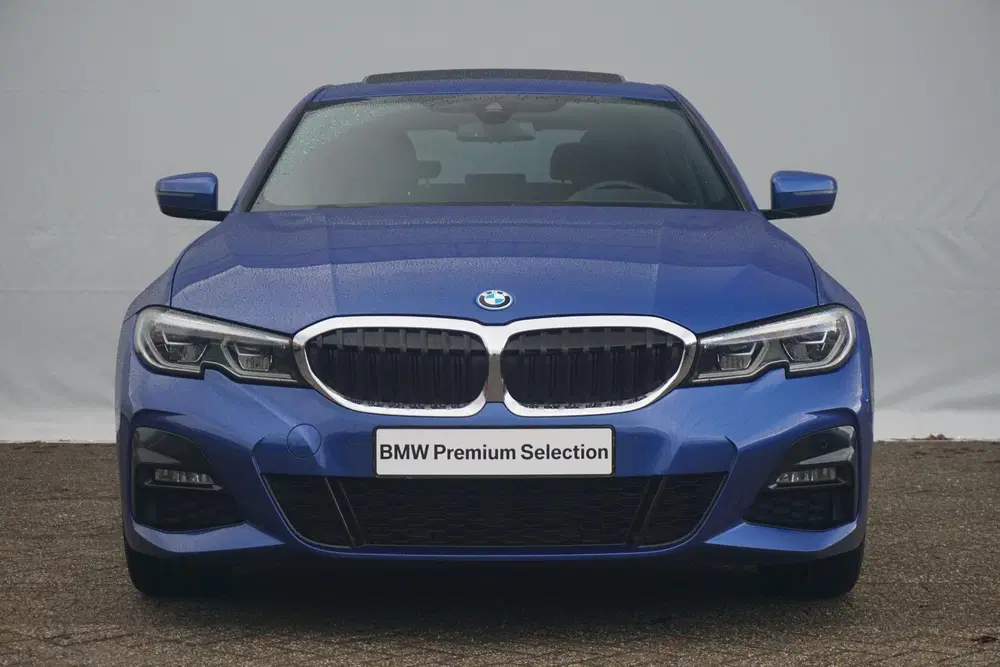 BMW 3-serie Sedan 330e M Sportpakket Head-Up Display uit 2022, foto 3