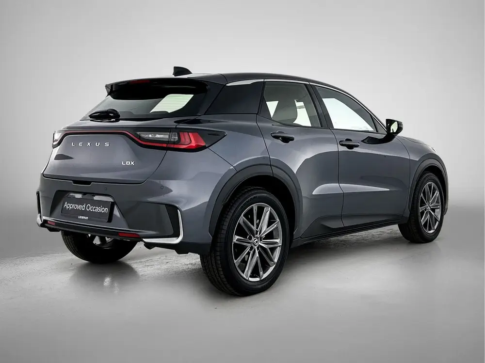 Lexus LBX Relax uit 2024, foto 2