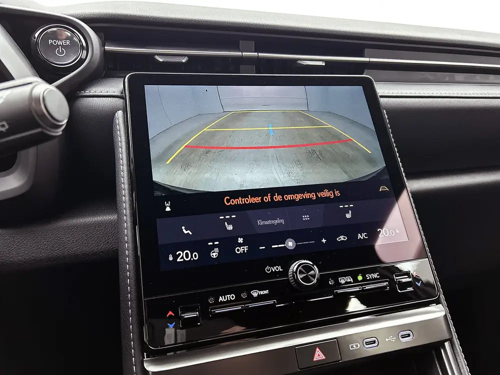Lexus LBX Relax uit 2024, foto 8