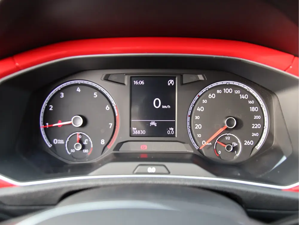 Volkswagen T-Roc 1.0 TSI BEATS FULL LED, Stoel- & Stuurvw. C uit 2021, foto 16