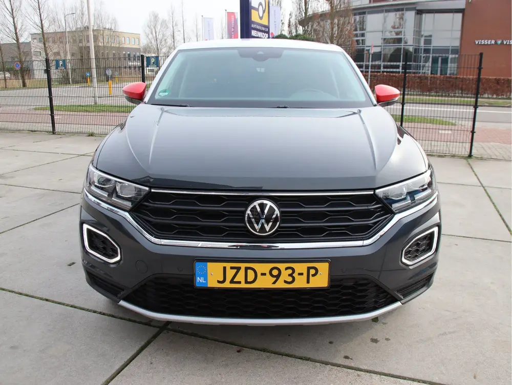 Volkswagen T-Roc 1.0 TSI BEATS FULL LED, Stoel- & Stuurvw. C uit 2021, foto 2