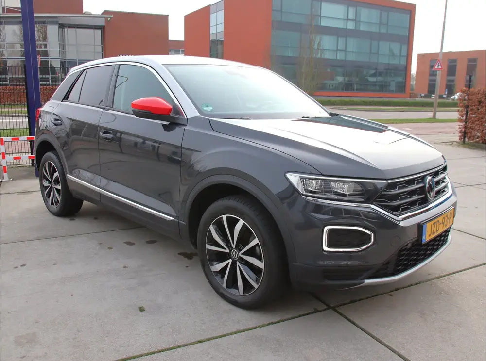 Volkswagen T-Roc 1.0 TSI BEATS FULL LED, Stoel- & Stuurvw. C uit 2021, foto 3