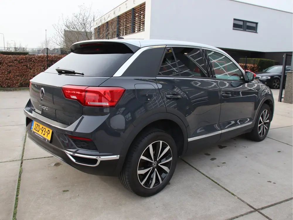 Volkswagen T-Roc 1.0 TSI BEATS FULL LED, Stoel- & Stuurvw. C uit 2021, foto 4