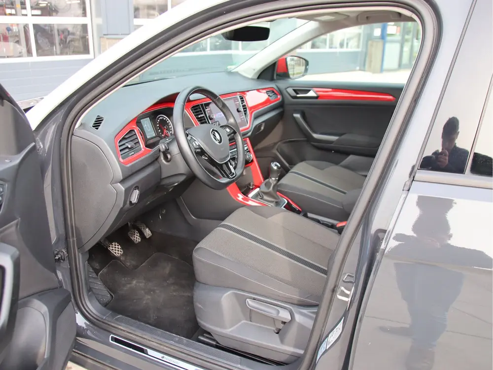 Volkswagen T-Roc 1.0 TSI BEATS FULL LED, Stoel- & Stuurvw. C uit 2021, foto 7