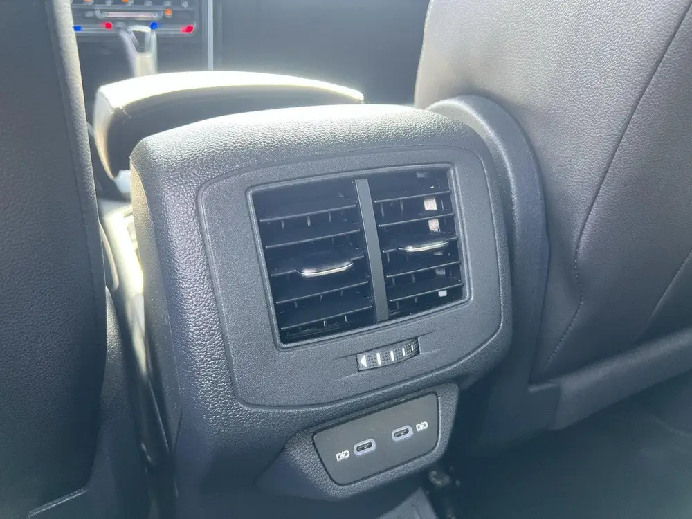 Volkswagen T-Roc 1.5 TSI R-Line | 150Pk | Stoelverwarming | uit 2025, foto 15