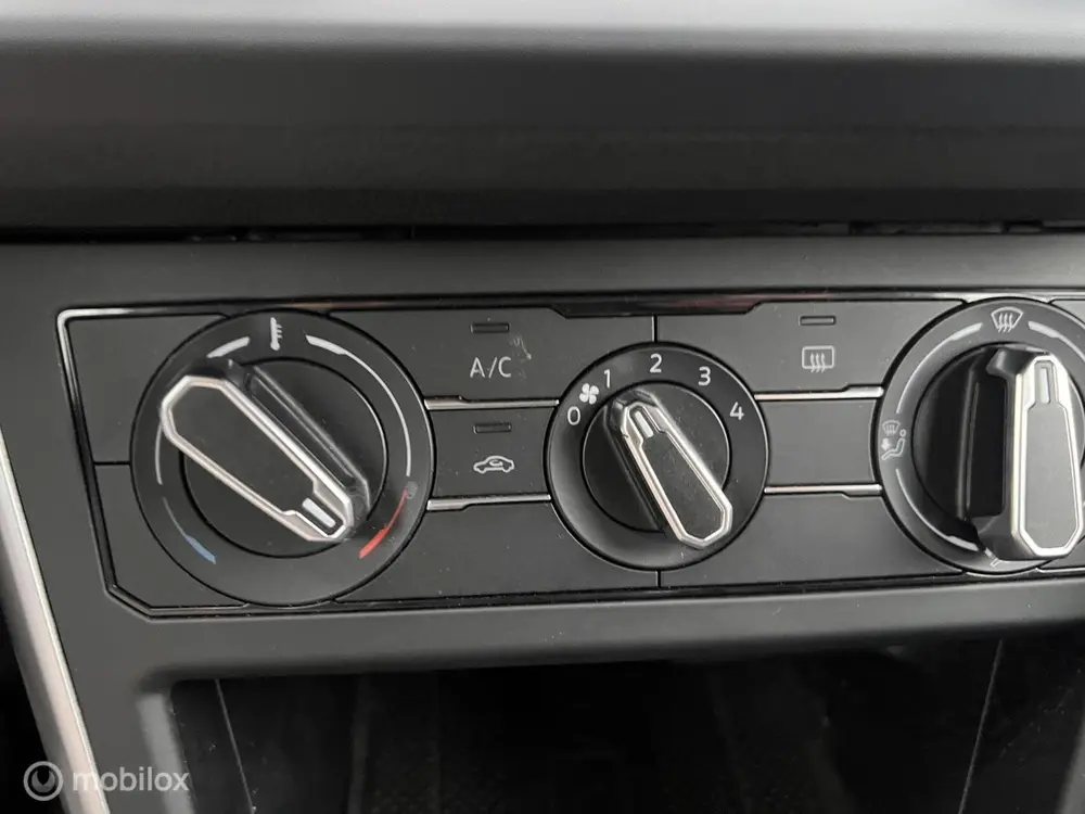 Volkswagen Polo 1.0 TSI Life Business uit 2021, foto 20