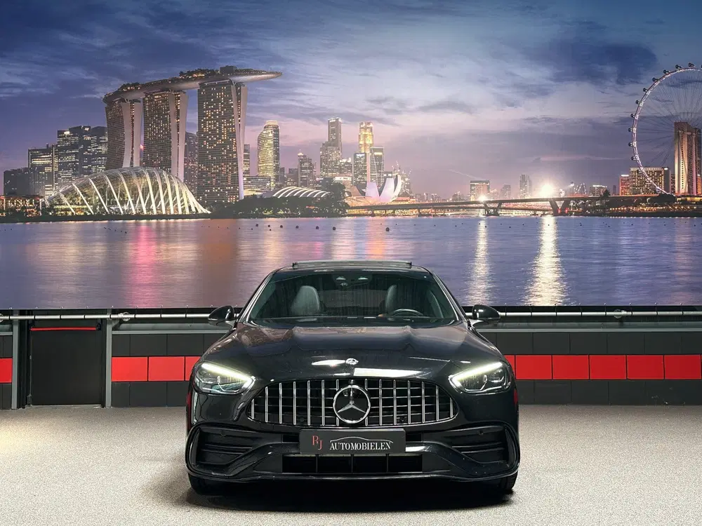 Mercedes-Benz C-Klasse C300 AMG Panorama uit 2022, foto 2