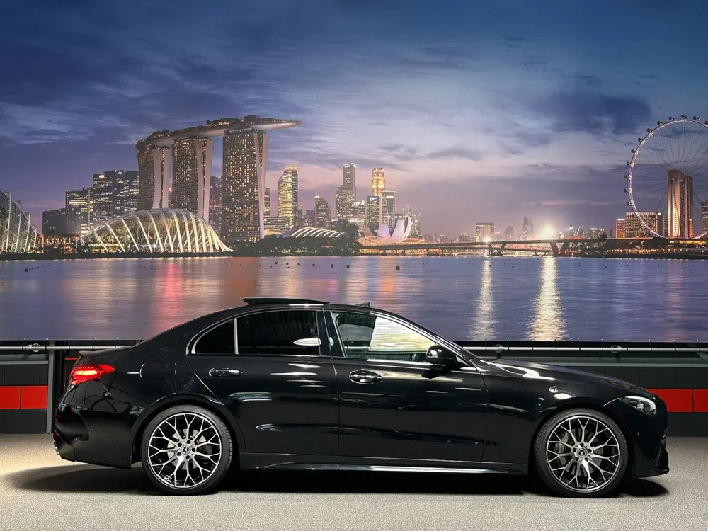 Mercedes-Benz C-Klasse C300 AMG Panorama uit 2022, foto 5