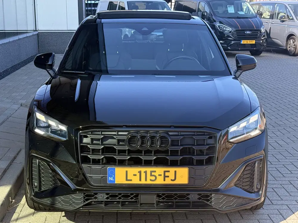 Audi Q2 35 TFSI S Edition uit 2021, foto 9
