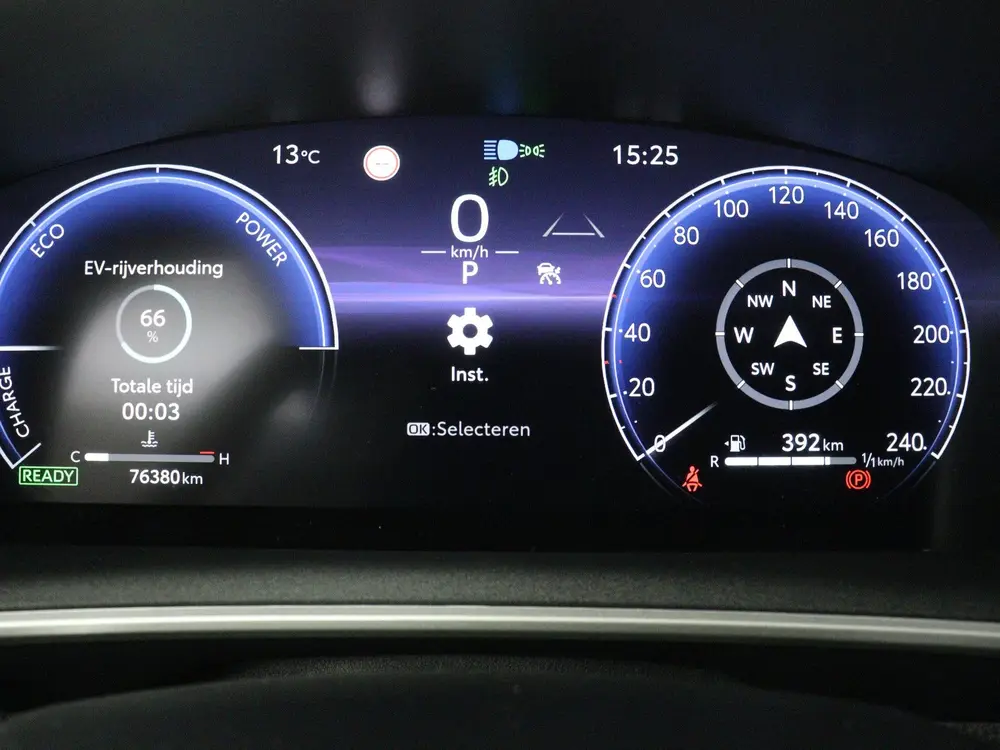Toyota Corolla Cross 1.8 Hybrid 140 pk automaat Dynamic uit 2024, foto 6
