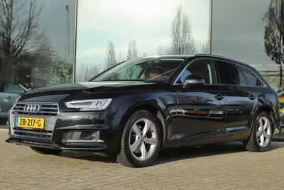 Audi A4 35 TFSI AUT. SPORT LEASE ED. uit 2019