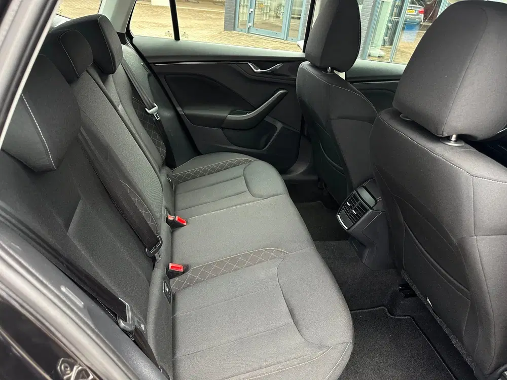 Skoda Kamiq 1.0 TSI Ambition uit 2021, foto 16