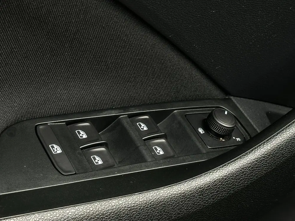 Skoda Kamiq 1.0 TSI Ambition uit 2021, foto 20