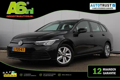 Volkswagen Golf Variant 1.0 TSI Life 110PK Trekhaak Navigati uit 2021