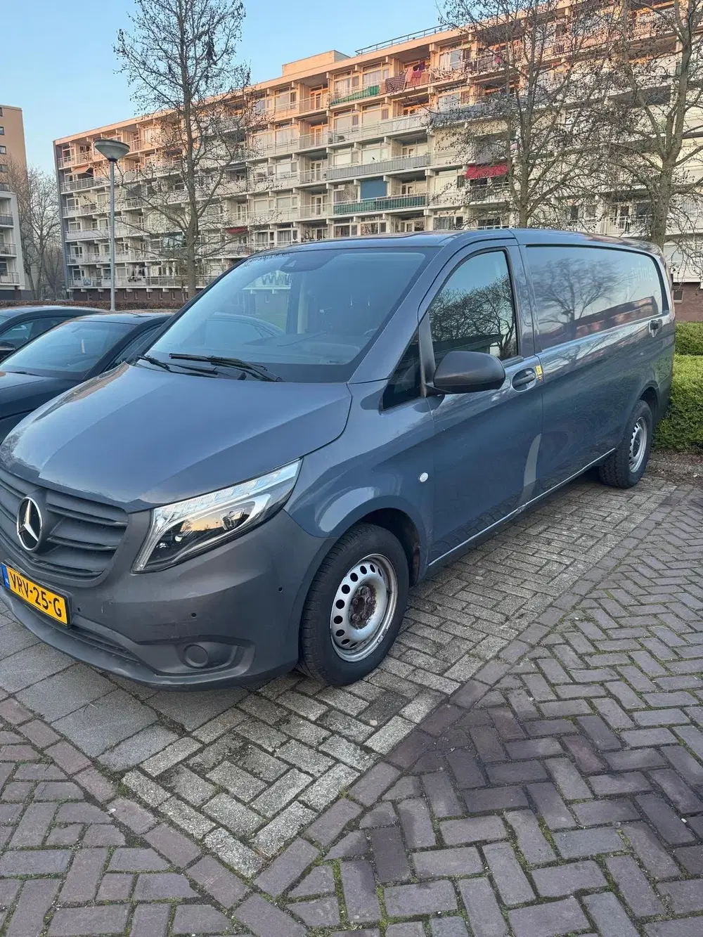 Mercedes-Benz Vito GB 114 CDI L3 136pk 9G-TRONIC 2022 Grijs uit 2022, foto 2