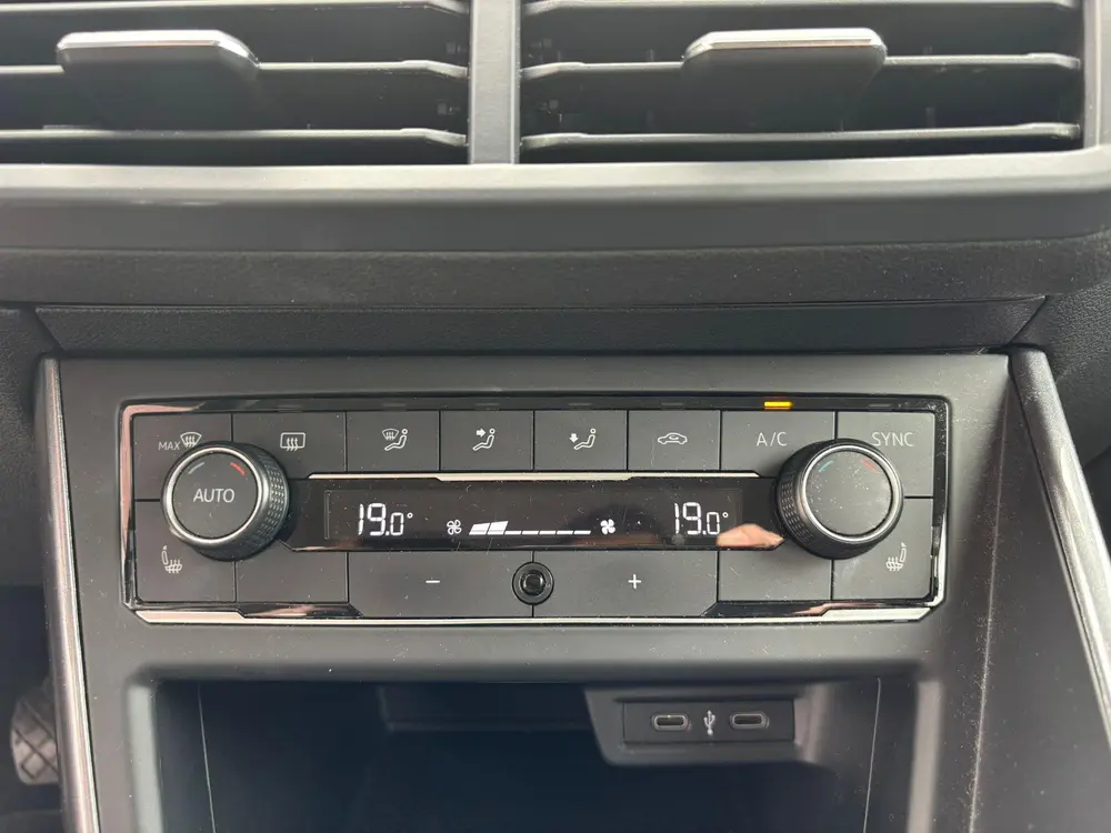 Volkswagen Polo 1.0 TSI Highline Business R uit 2020, foto 16