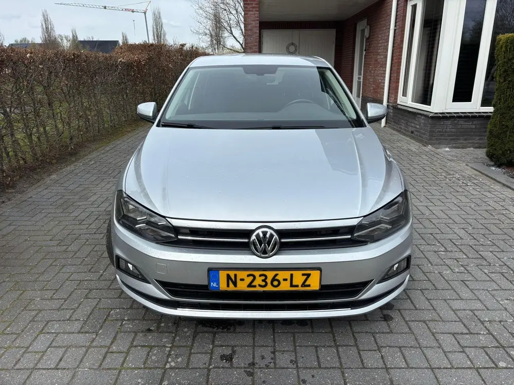 Volkswagen Polo 1.0 TSI Highline Business R uit 2020, foto 2