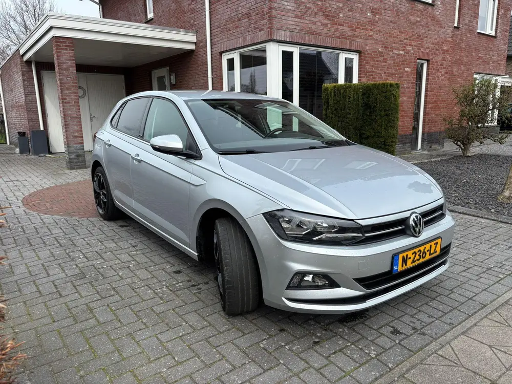 Volkswagen Polo 1.0 TSI Highline Business R uit 2020, foto 3