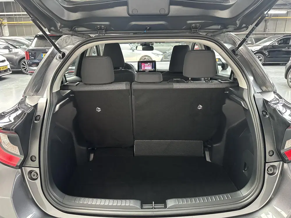 Toyota Yaris 1.5 VVT-i Active uit 2022, foto 15